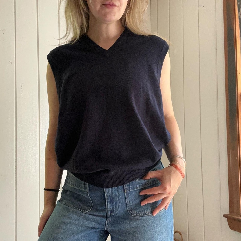 Blue Harbour Extrafine Lambswool Navy Blue V-Neck Sweater Vest
